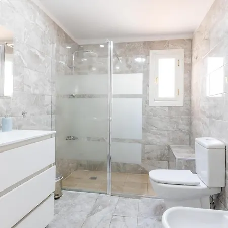 Вилла Private With Heated Pool & Terrace View Коральео