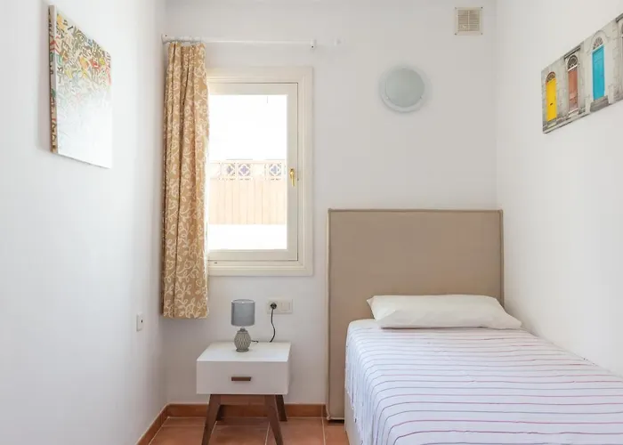 Private With Heated Pool & Terrace View 别墅